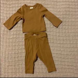 H&M infant matching sets